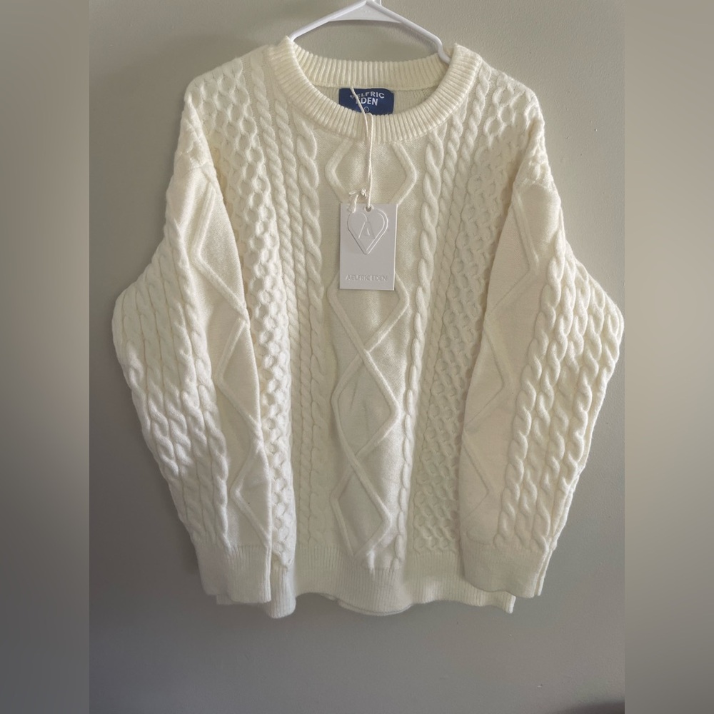 Aelfric Eden Ivory Cable Knit Sweater